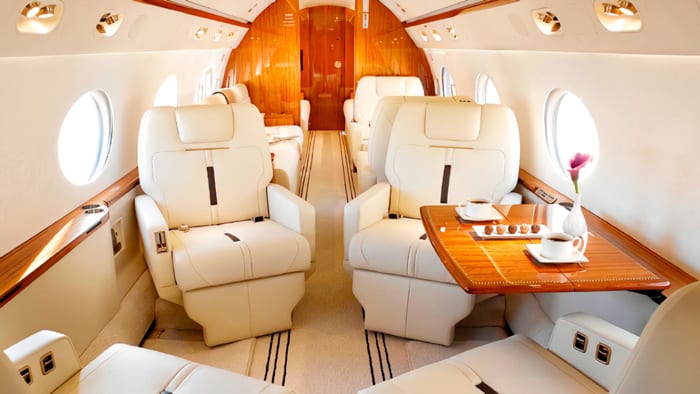 How to buy a private jet